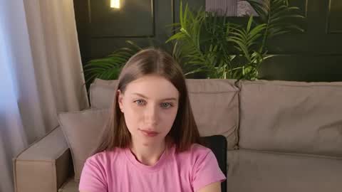 Livia online show from May 20, 5:59 am