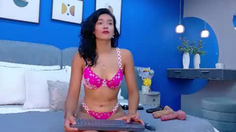 lixiepeyton online show from July 6, 2:25 pm