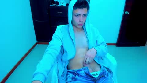 Chris online show from June 19, 2:01 pm
