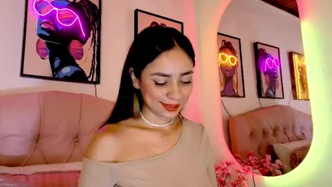 liz_lancester online show from May 9, 3:07 pm