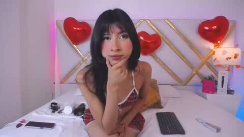 Lizette Kitty online show from February 18, 5:40 am