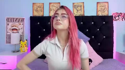 Lizz online show from August 3, 10:49 pm