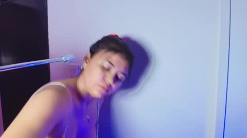 Lizz  online show from March 5, 11:49 am