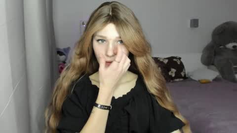 lizza_a online show from March 22, 6:56 pm