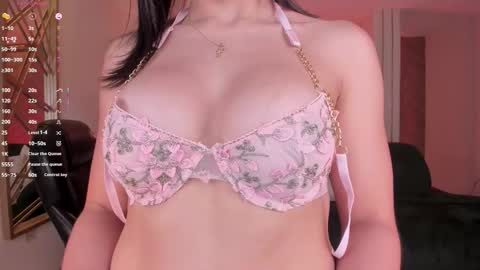 Snapshot of lizzhamilton_ chatting on September 10, 9:16 pm Lizzi online show from September 10, 9:16 pm