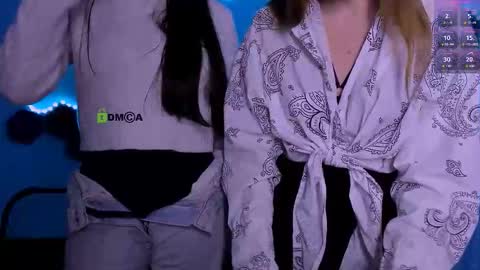 lizzie_boom online show from March 17, 8:25 pm