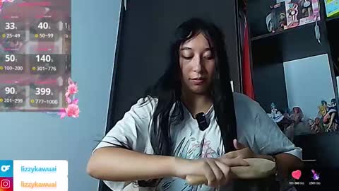 lizzy online show from February 21, 1:30 am