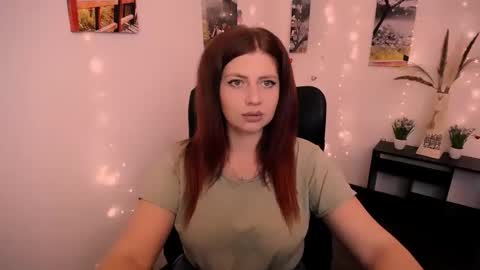 Snapshot of lizzy_koul chatting on September 15, 6:53 pm Lizzy3 online show from September 15, 6:53 pm