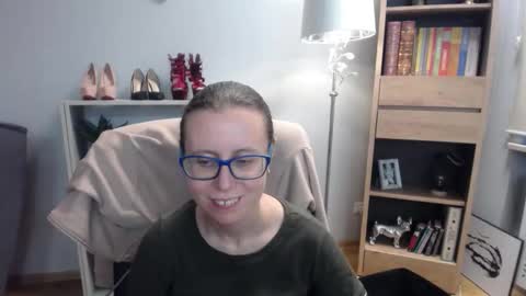 Lizzy online show from October 28, 5:41 am