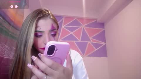 Snapshot of lizzysnow chatting on October 22, 1:31 am lizzysnow online show from October 22, 1:31 am