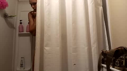 LjCherry online show from October 24, 4:35 am