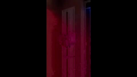 lljoey84 online show from April 16, 5:51 am