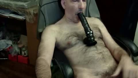 loades182025 online show from November 8, 8:17 am