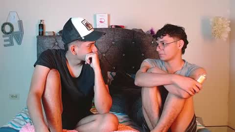 logan_willyams_ online show from October 2, 4:00 am