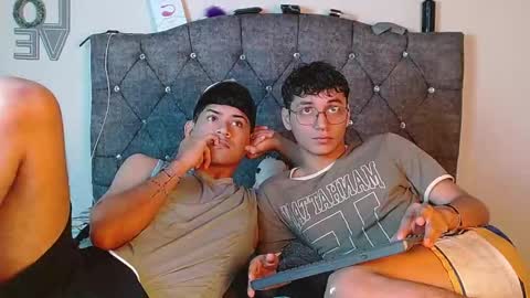 logan_willyams_ online show from September 11, 11:28 pm