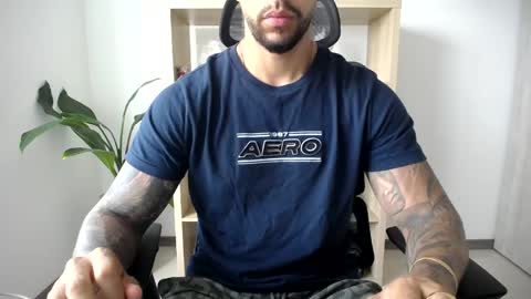 Logan Wolfp online show from May 21, 1:39 pm