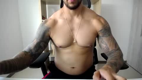 Logan Wolfp online show from July 28, 4:51 pm