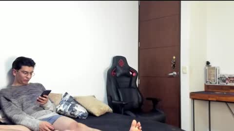 Logan online show from October 22, 7:55 am