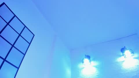 LOLA online show from March 11, 10:46 pm