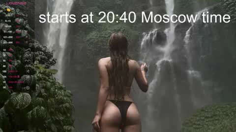 Lola online show from November 9, 5:26 pm