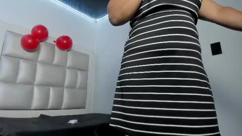 lola_js online show from June 25, 11:48 am