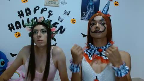 lolabloomx online show from October 30, 2:45 am