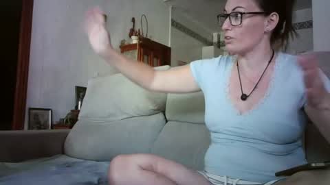 LOLA HUESO y ERIC online show from June 26, 2:55 pm