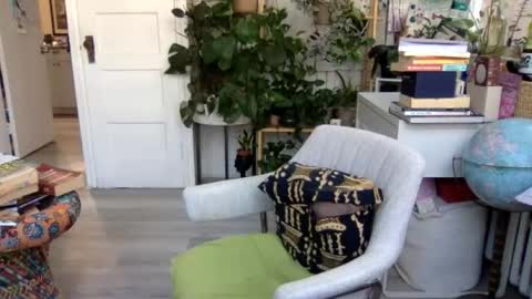 Lola Lustful online show from July 10, 12:32 pm