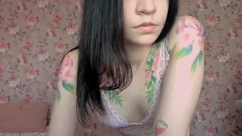 Lola Next stream January 6th at 0500am  30 minutes GMT online show from May 4, 4:08 am