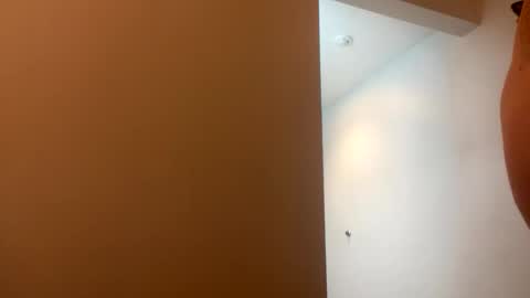 lolaxo4u87 online show from April 7, 5:42 am