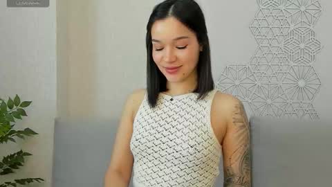 lolly_turner online show from March 11, 5:32 am