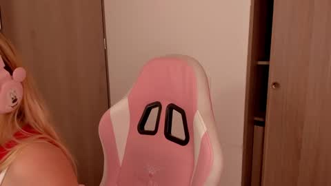 Lolly online show from February 18, 12:05 am