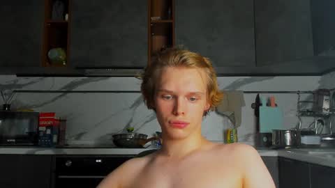Nelis online show from August 6, 12:08 am
