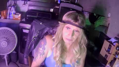 longbeachcd69 online show from September 26, 3:47 am