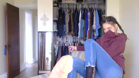 Cutenurse91 online show from April 30, 9:30 pm