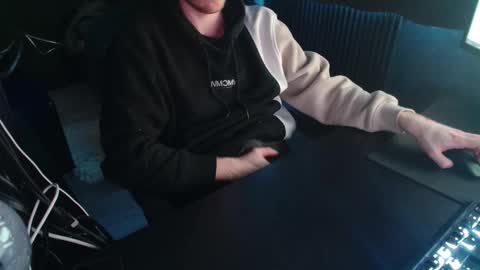 Loofy Art online show from January 26, 2:30 pm