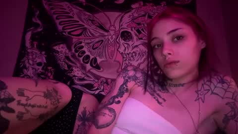 lookingforlona online show from October 5, 5:53 pm