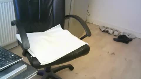 Lookingforx666 online show from January 18, 5:27 am