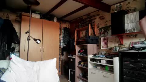 Jolasalope online show from March 9, 9:13 am