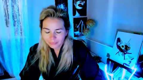 Lora online show from July 28, 2:42 am