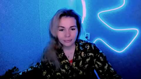 Lora online show from January 14, 3:14 am