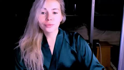 Lora online show from November 5, 2:57 am