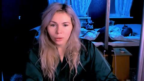 Lora online show from November 7, 3:09 am