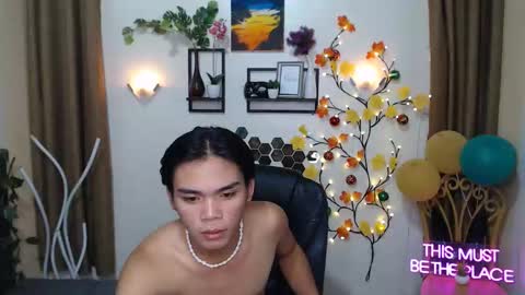 lord_hotasian online show from November 25, 2:05 pm