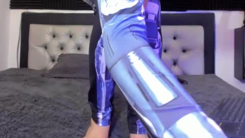 Lore Depp online show from September 12, 3:19 am