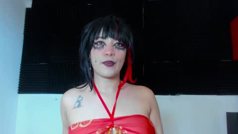 Lore Depp online show from May 6, 1:00 am