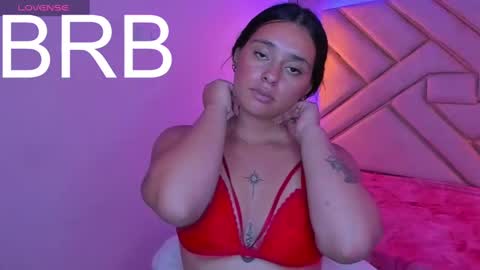 lorem_adams online show from February 18, 6:04 pm