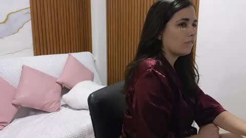 Loren online show from April 27, 3:04 am