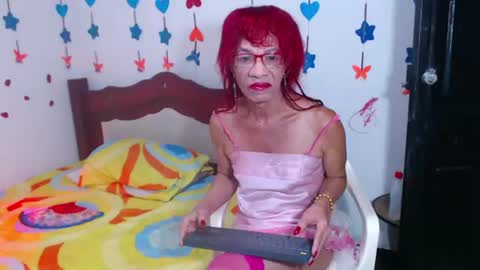 Lorena Capelli online show from July 14, 12:32 pm
