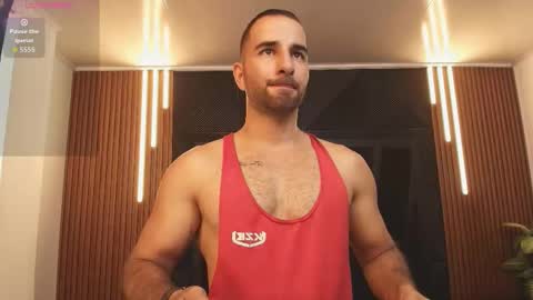  L O R E N Z O  Thumbs Up help  online show from February 17, 5:23 pm